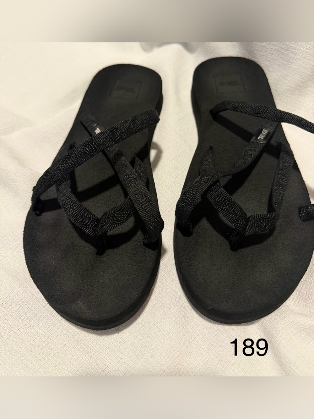 Teva 6840 Olowahu Women's Size 8 Black Flip Flop Cushioned Sandals beachy